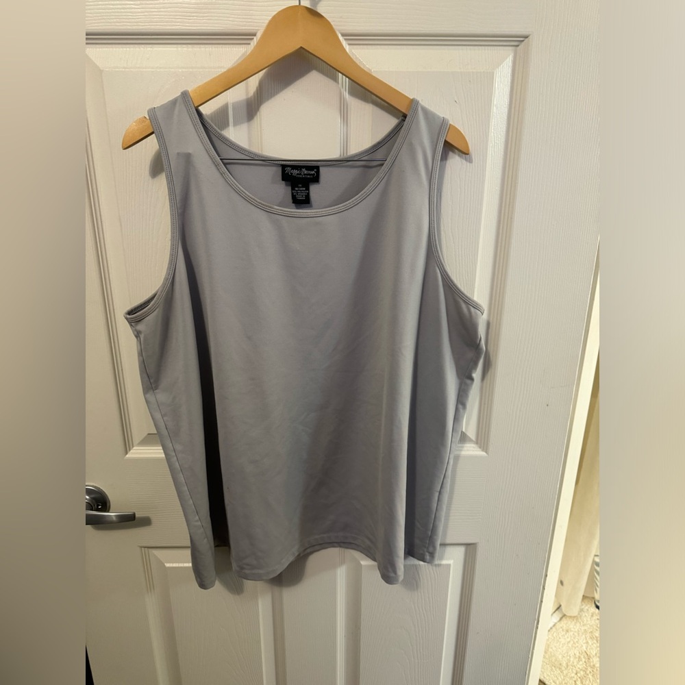 Maggie Burns Essentials 1X 18/20W Blueish Gray Sleeveless Top